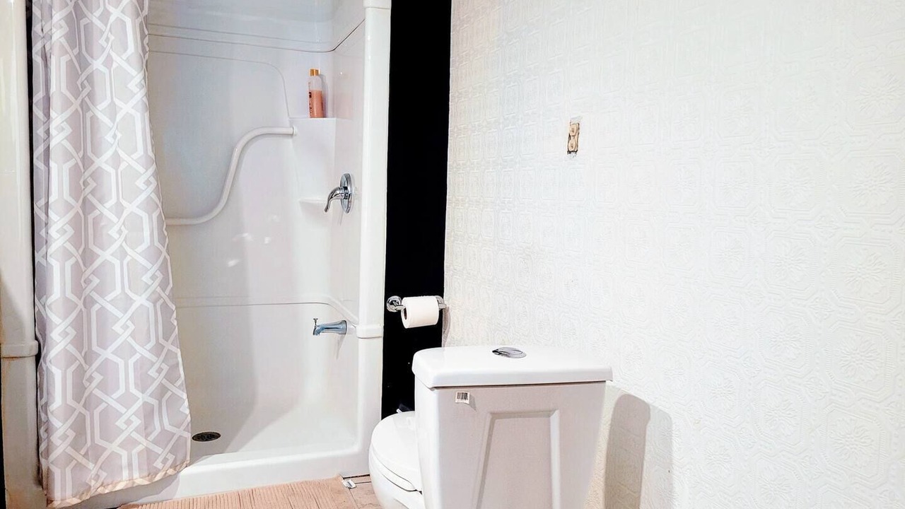 Photo of Bathroom in North Central Edmonton