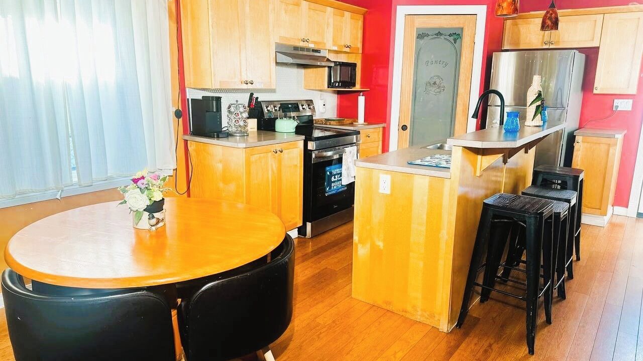Photo of Kitchen in North Central Edmonton