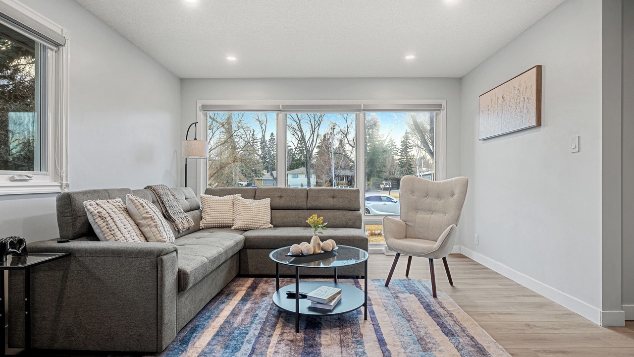 Photo of Livingroom in Southwest Calgary