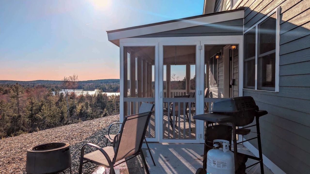 Photo of Patio Balcony in Sullivan