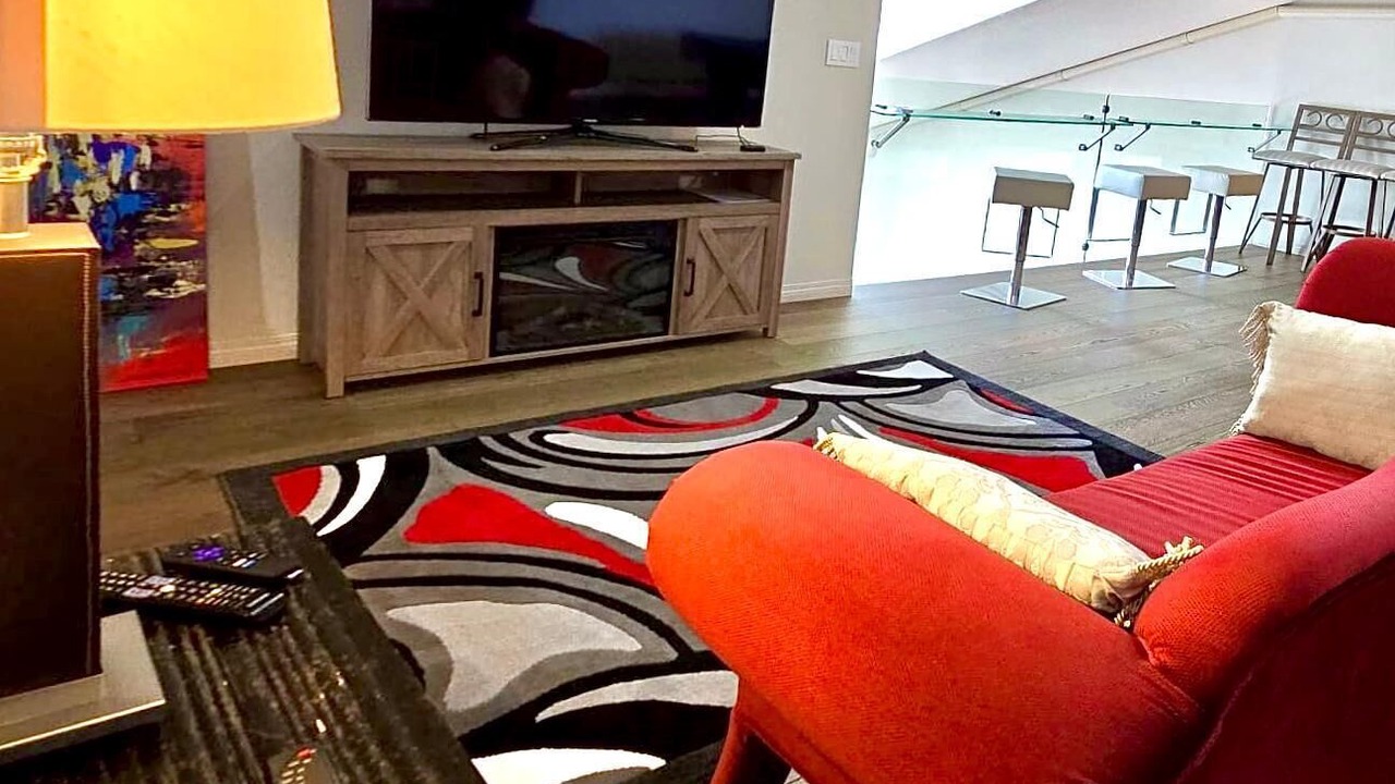 Photo of Livingroom in Bridgeland