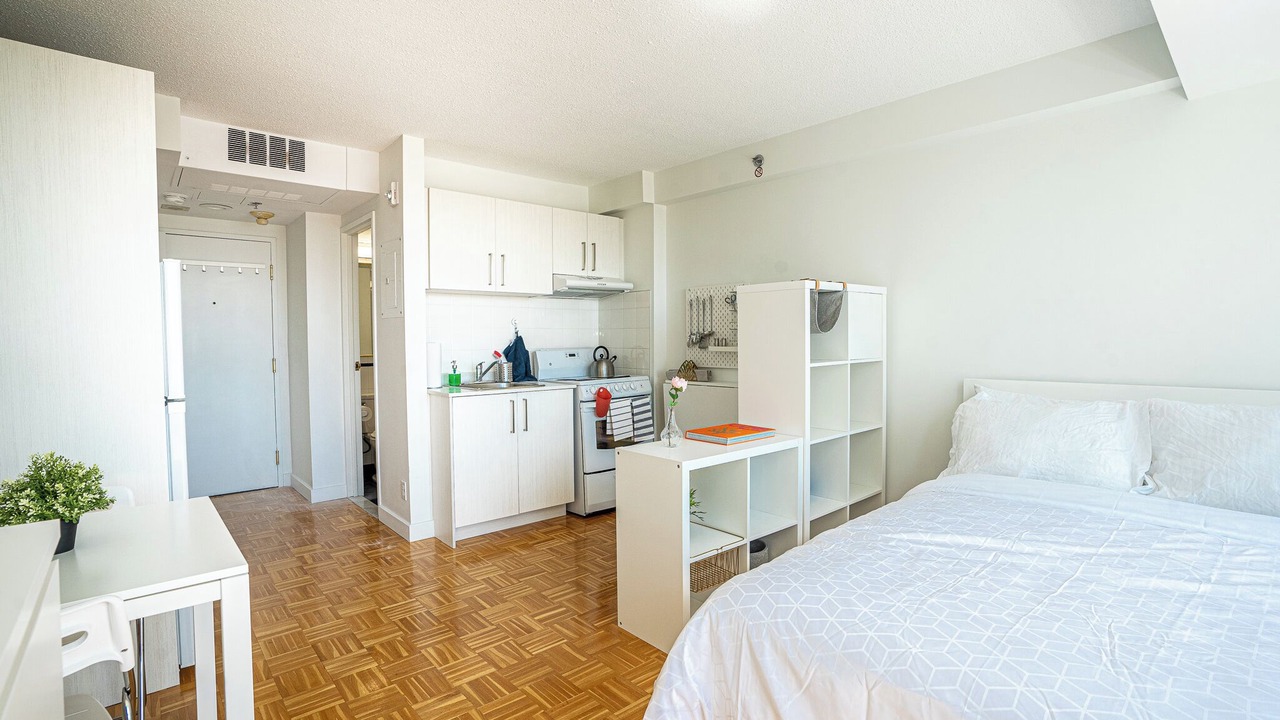Photo of Bedroom in Downtown Montreal