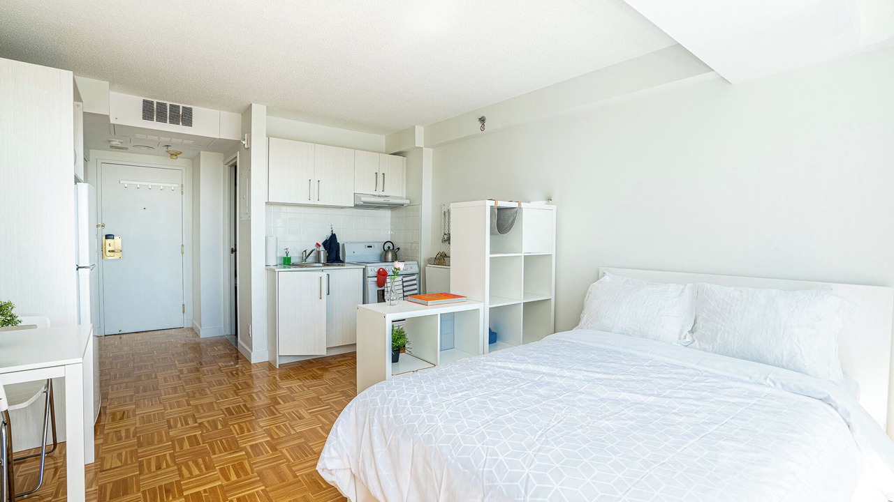 Photo of Bedroom in Downtown Montreal