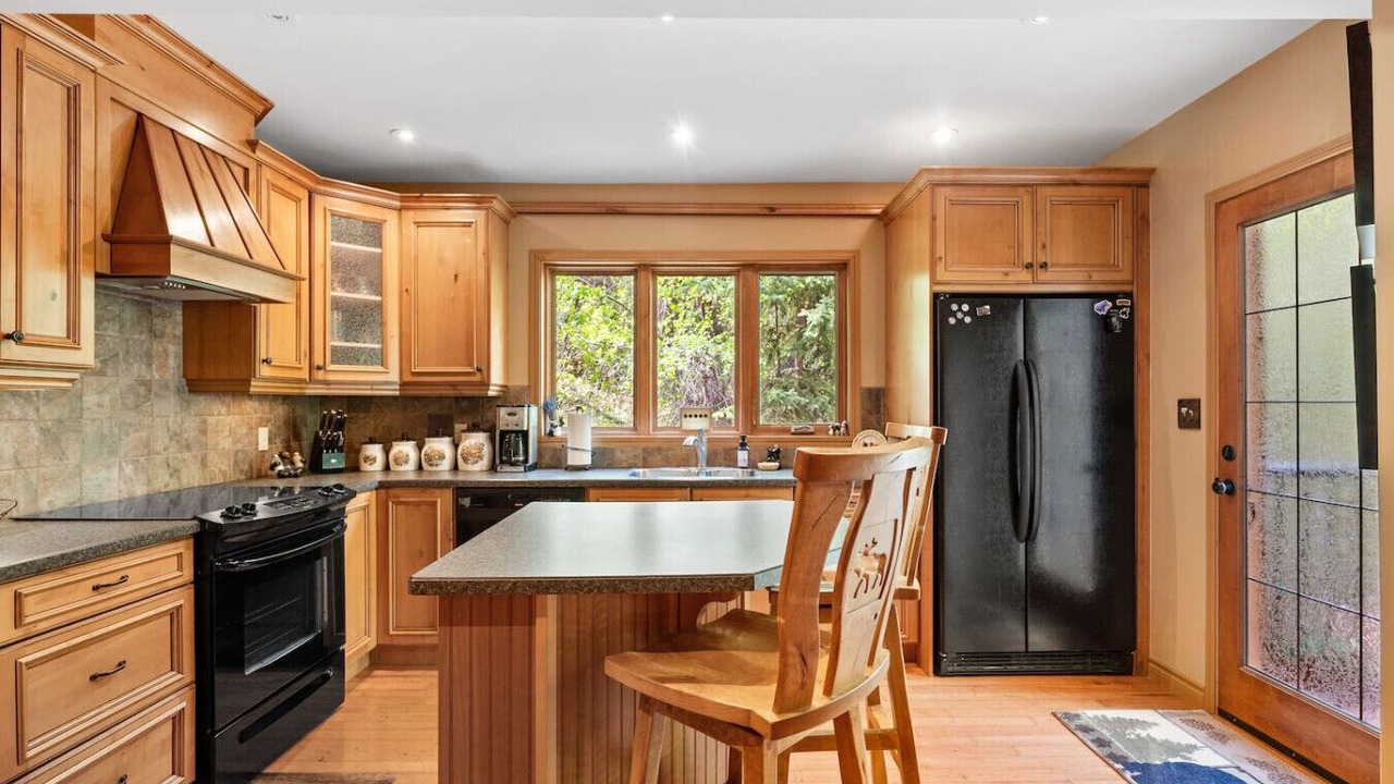Photo of Kitchen in East Kootenay