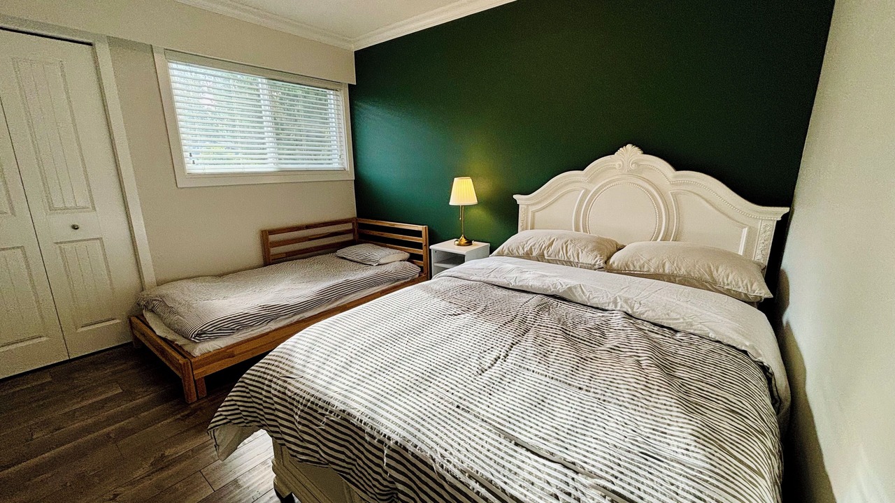 Photo of Bedroom in Delta