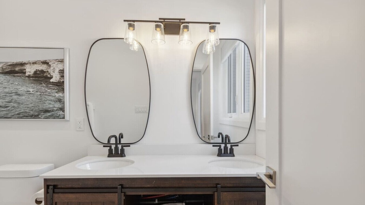 Photo of Bathroom in The Blue Mountains