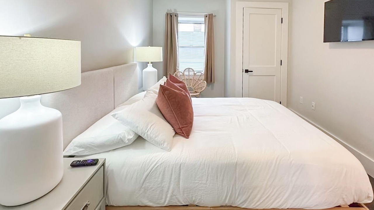 Photo of Bedroom in Neponset - Port Norfolk
