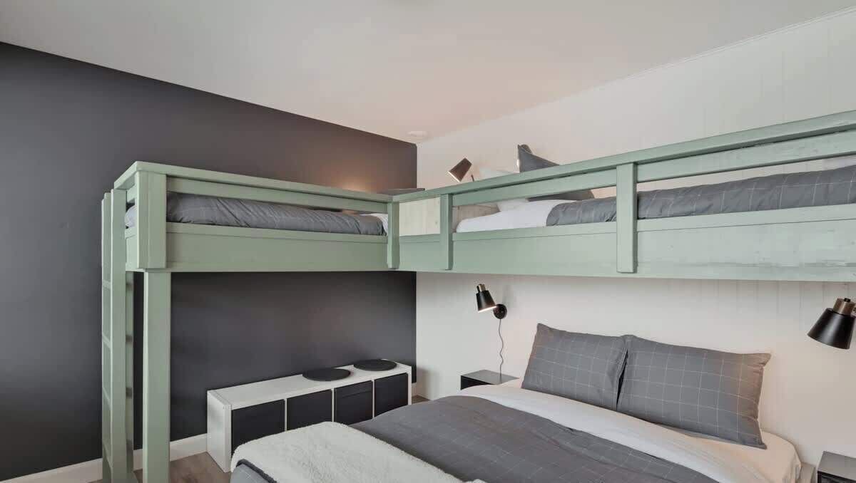 Photo of Bedroom in Petite-Riviere-Saint-Francois