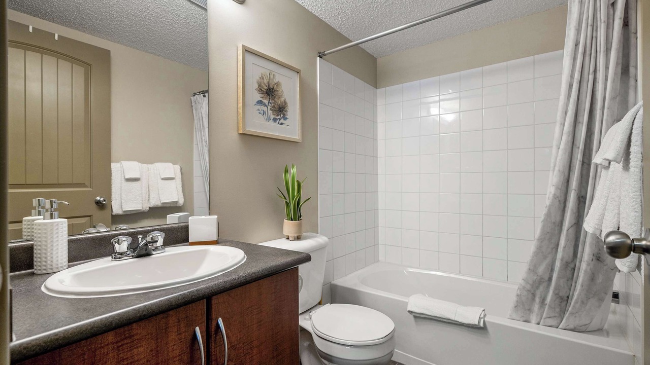 Photo of Bathroom in Invermere