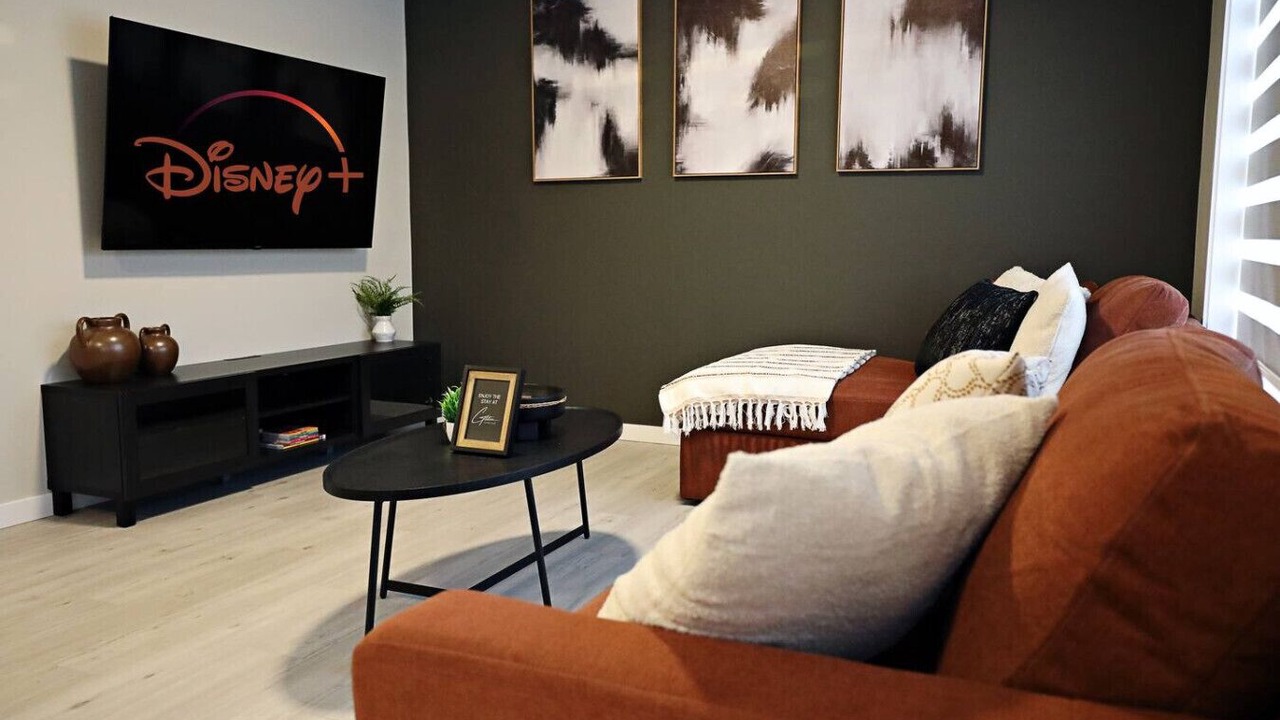 Photo of Livingroom in West Edmonton