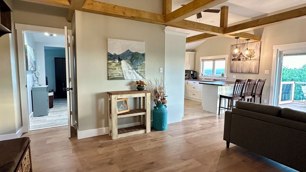 Photo of Livingroom in Stoney Creek