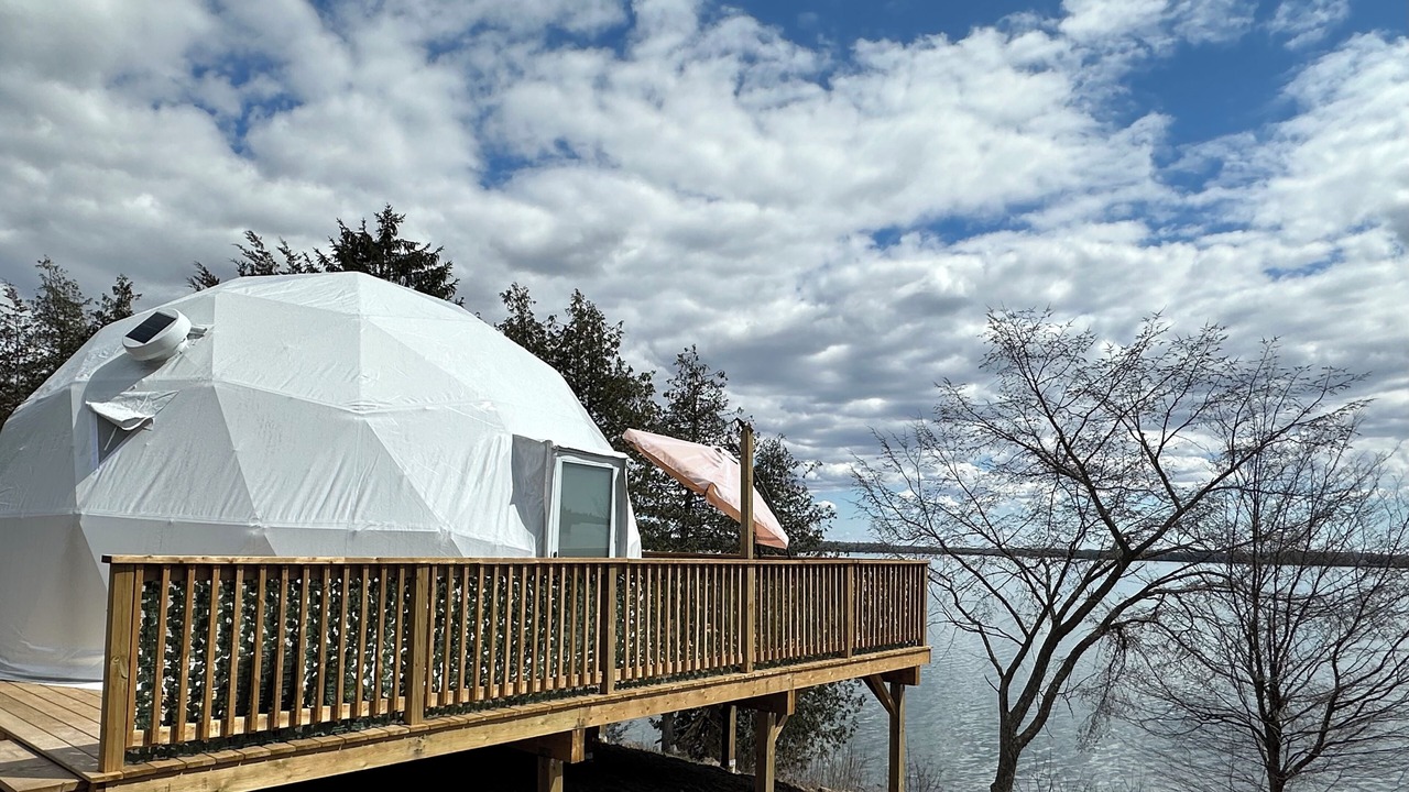 Photo of Outdoor in Colebrook