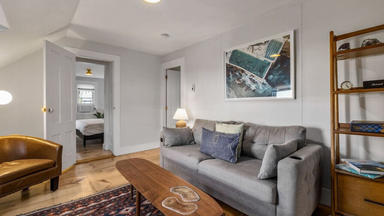 Photo of Livingroom in Portsmouth