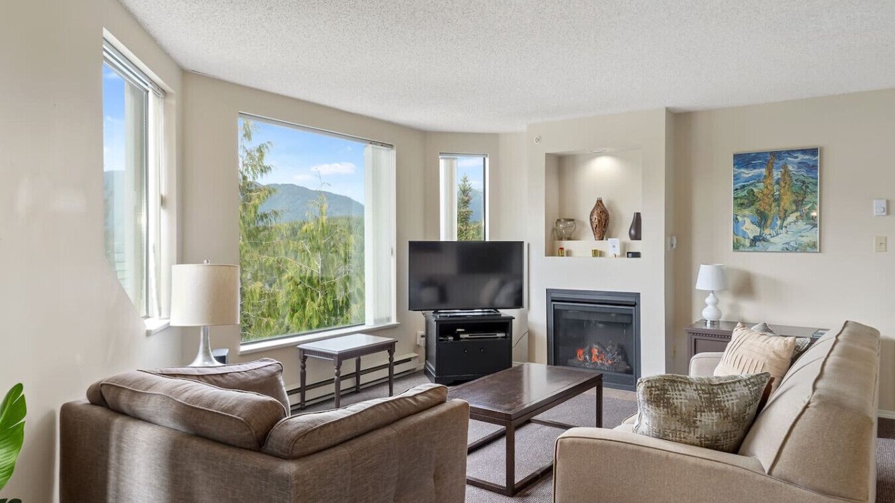 Photo of Livingroom in Upper Village