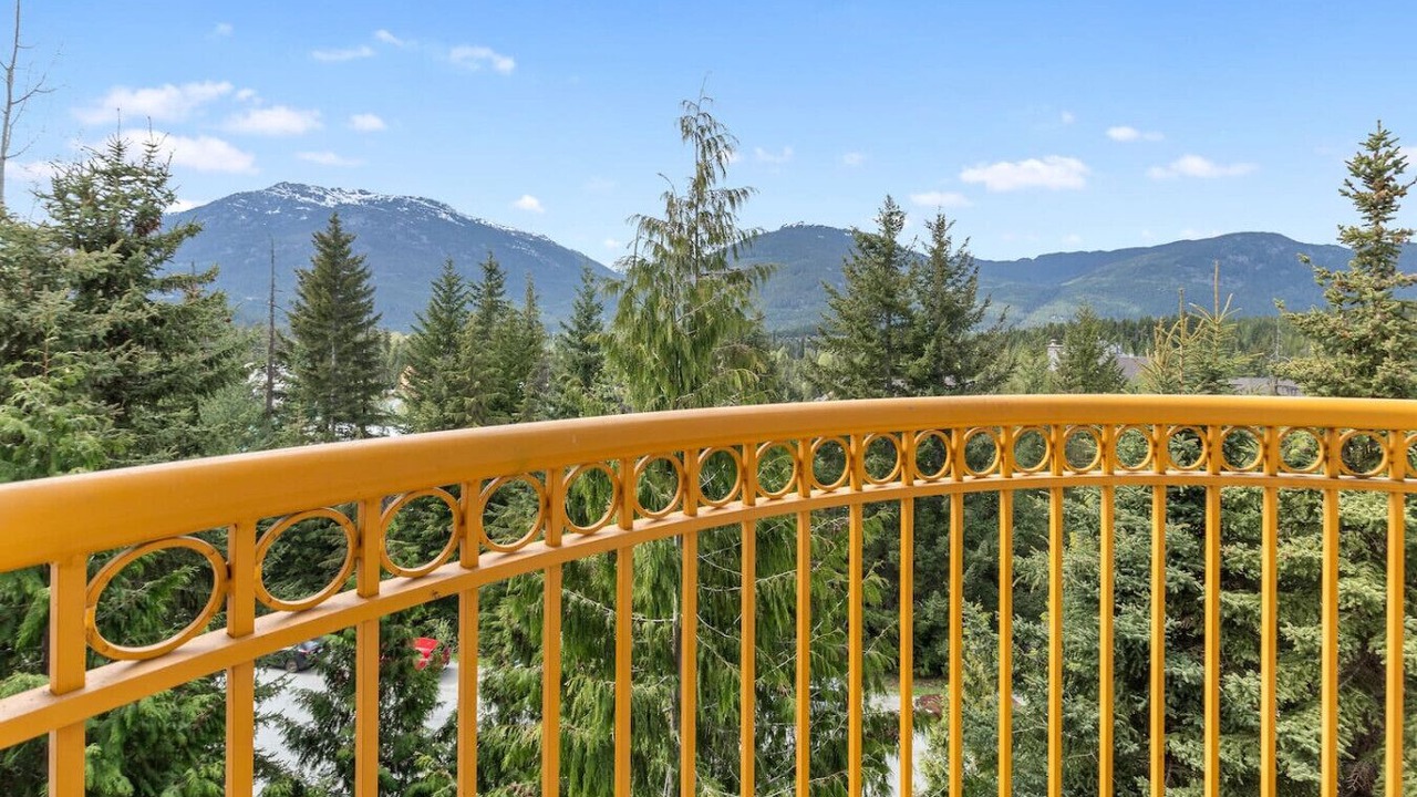 Photo of Outdoor in Upper Village