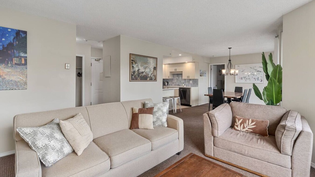 Photo of Livingroom in Upper Village
