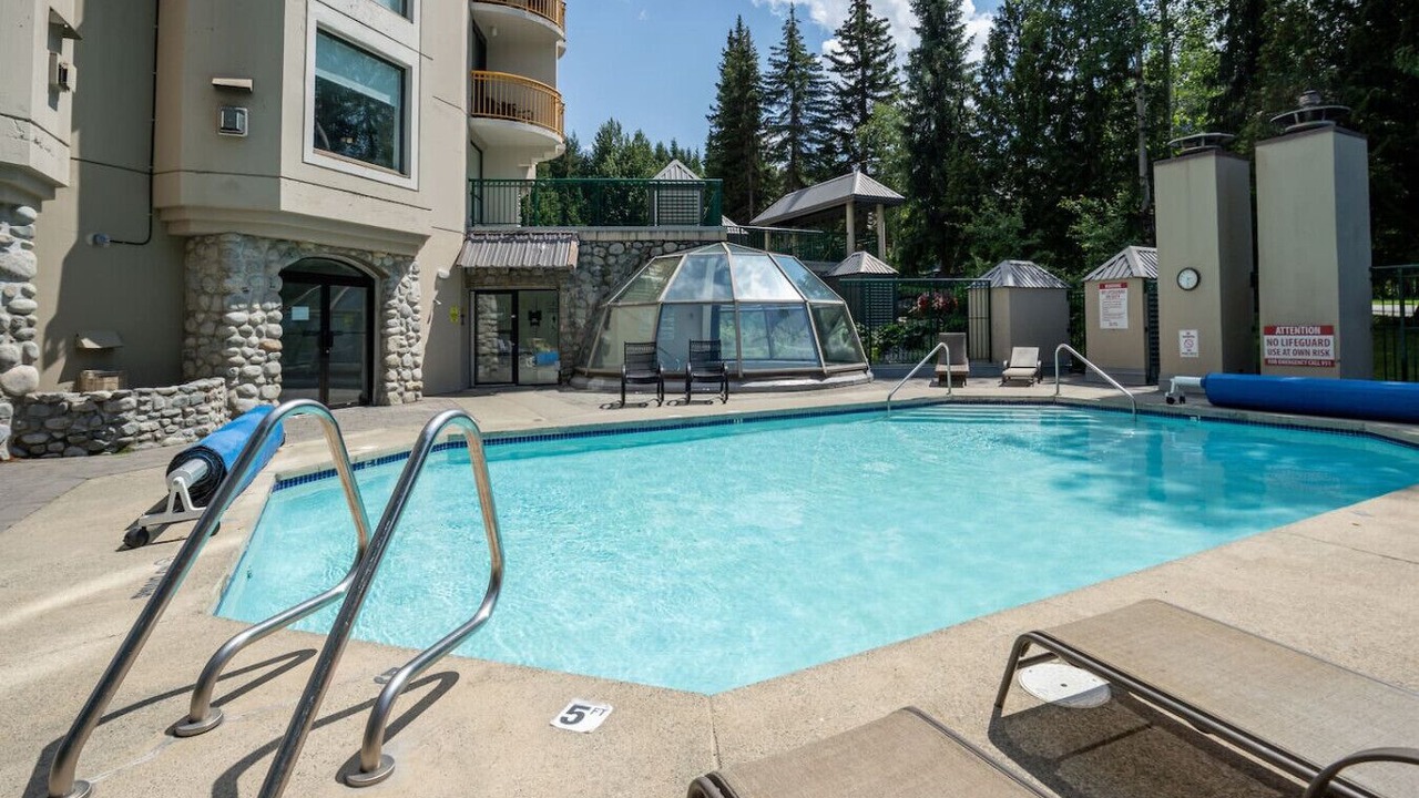 Photo of Outdoor in Upper Village