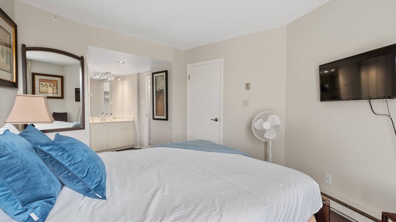 Photo of Bedroom in Upper Village
