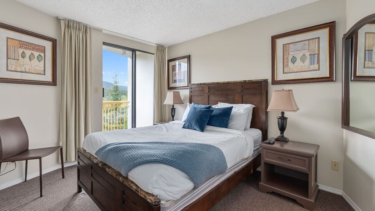 Photo of Bedroom in Upper Village