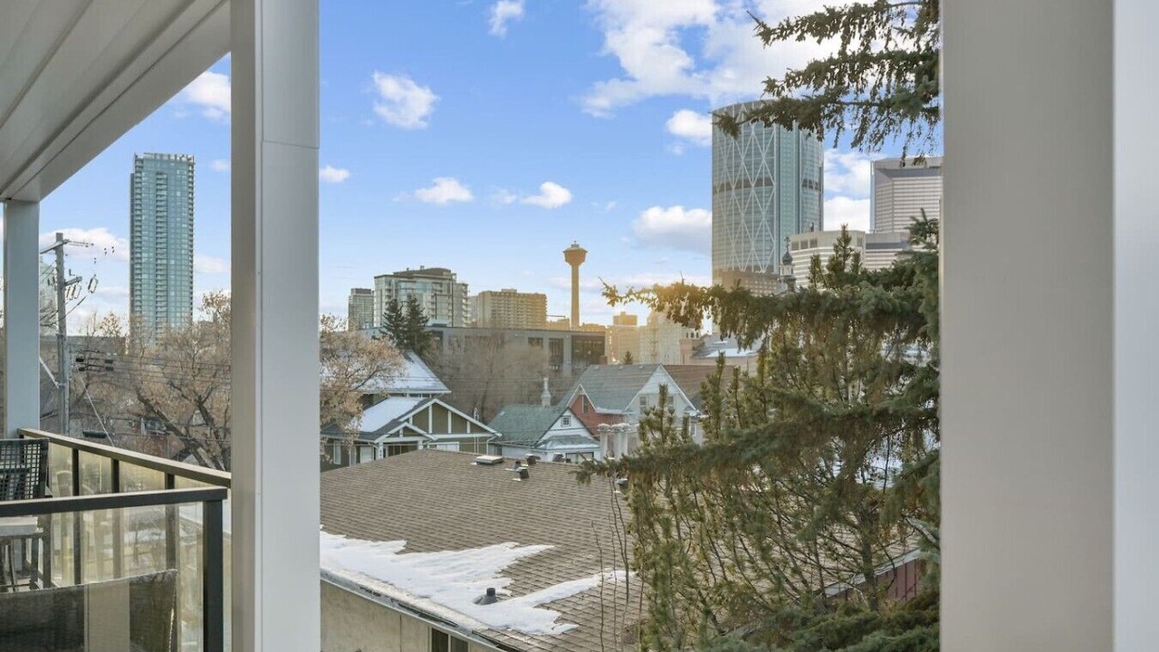 Photo of Outdoor in Crescent Heights