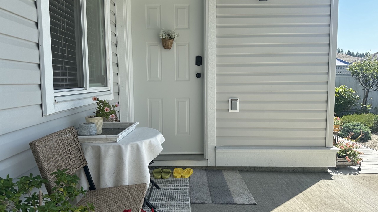 Photo of Patio Balcony in Burke Mountain