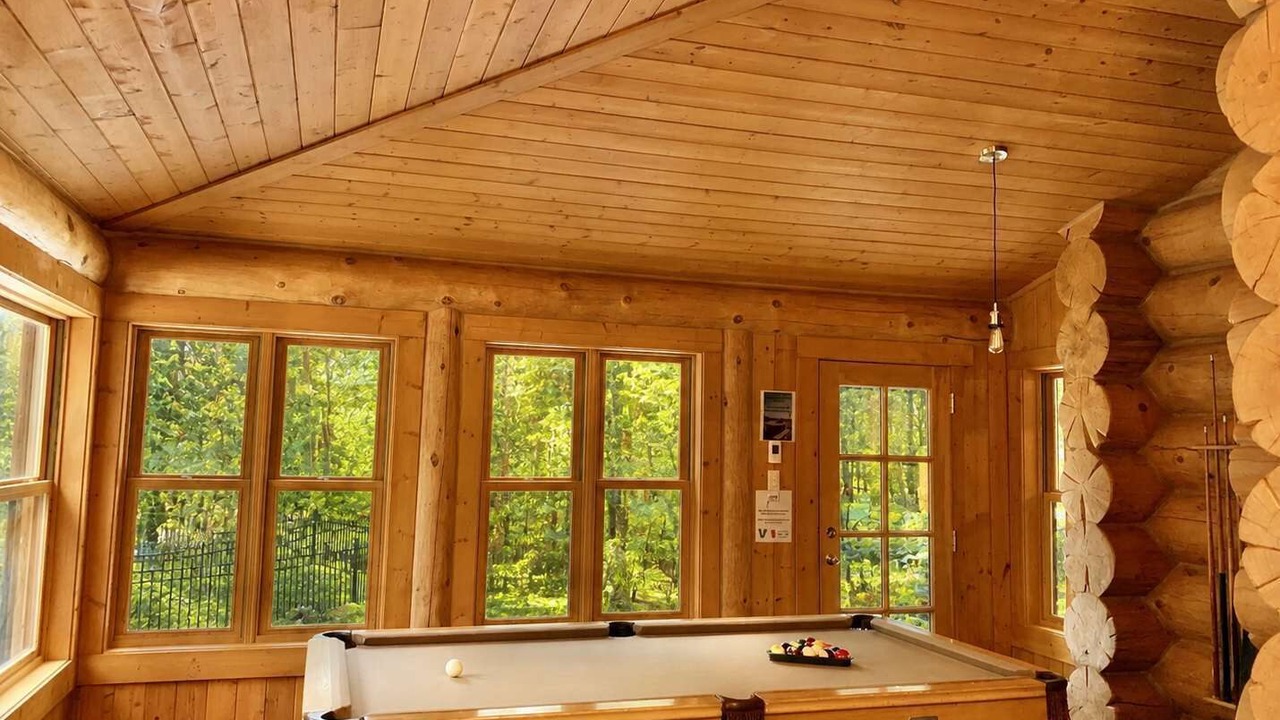 Photo of Bedroom in Fiddler Lake Resort
