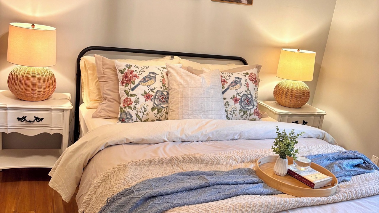 Photo of Bedroom in Juan de Fuca Electoral Area