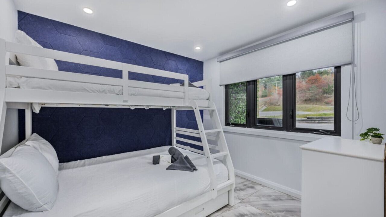 Photo of Bedroom in Penetanguishene