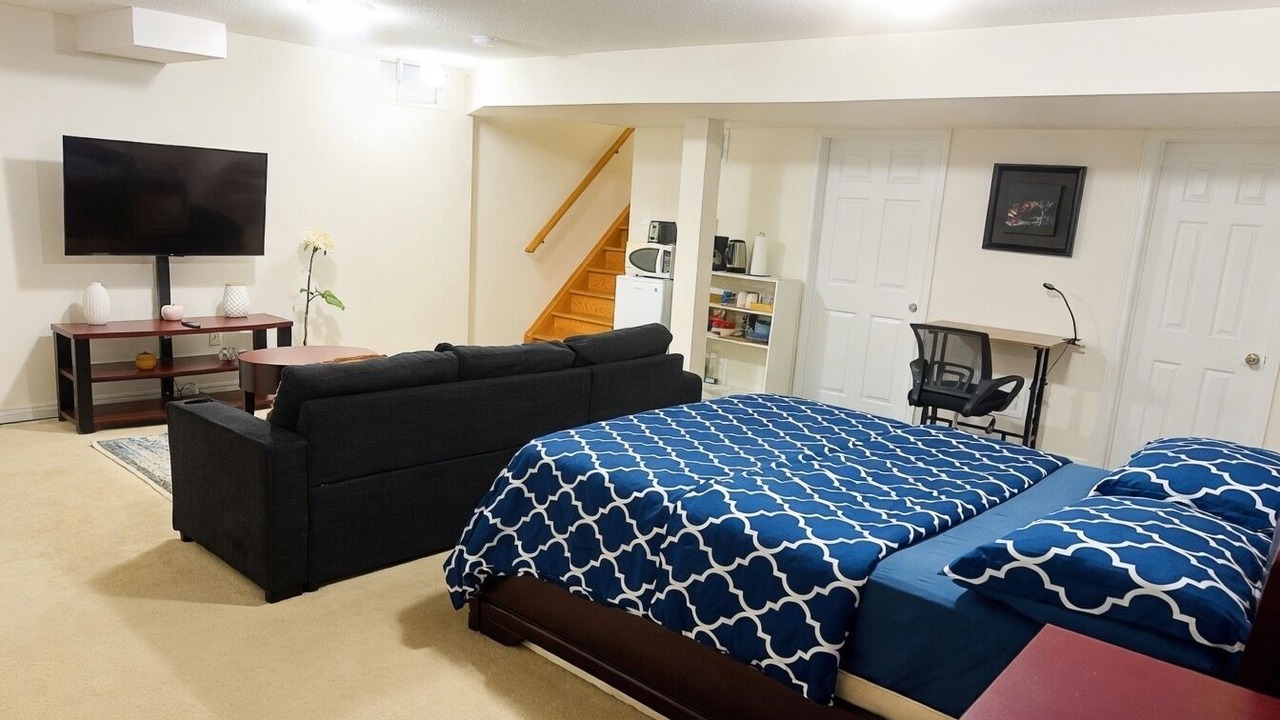 Photo of Bedroom in Halton Regional Municipality