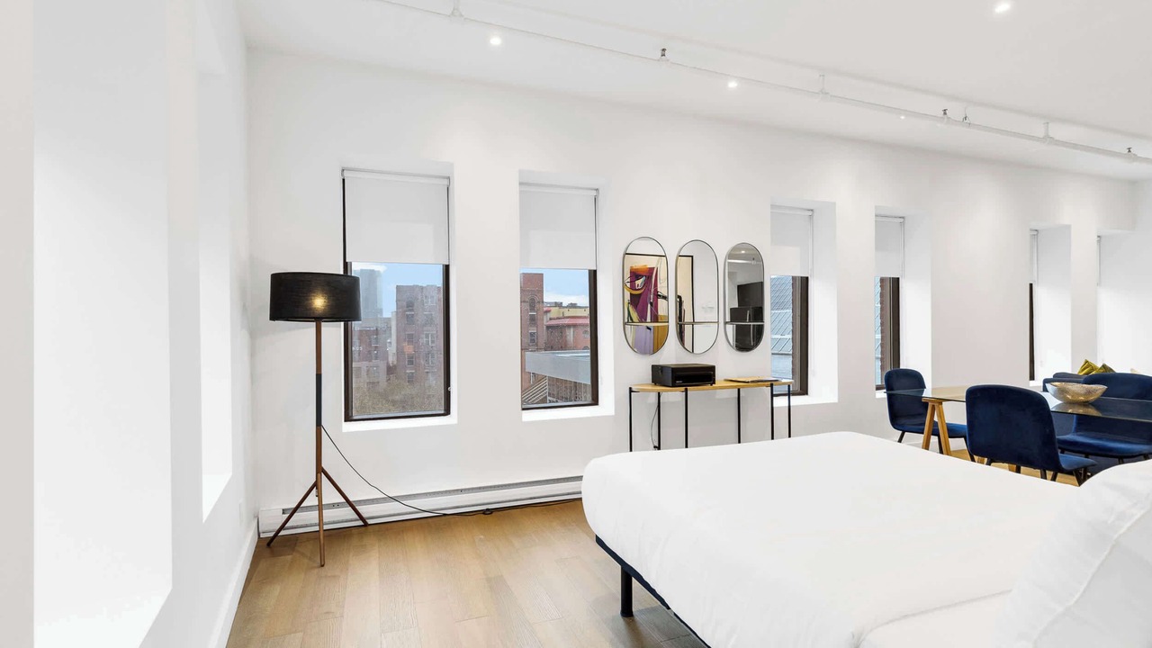 Photo of Bedroom in Chinatown