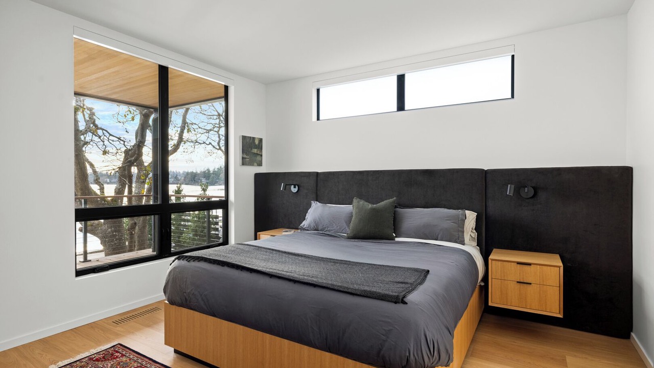 Photo of Bedroom in Saanich West