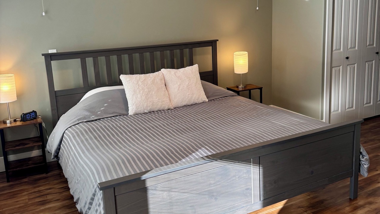 Photo of Bedroom in Okanagan-Similkameen