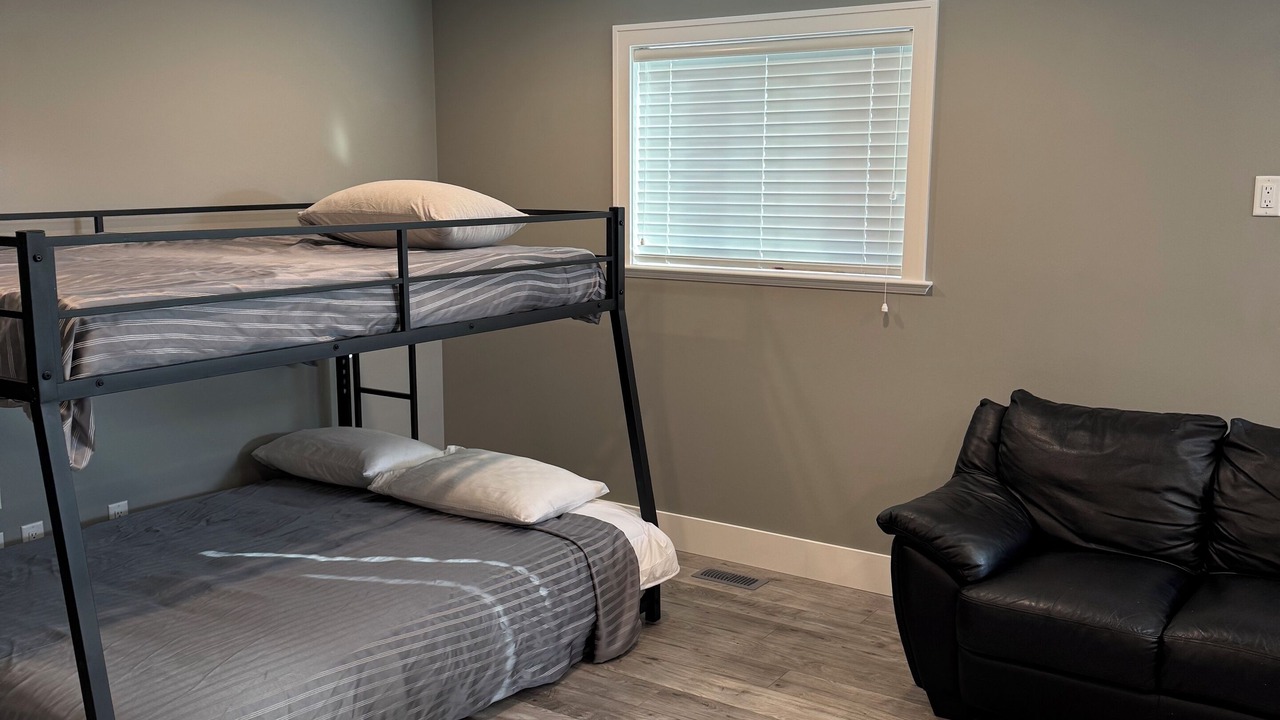 Photo of Bedroom in Okanagan-Similkameen