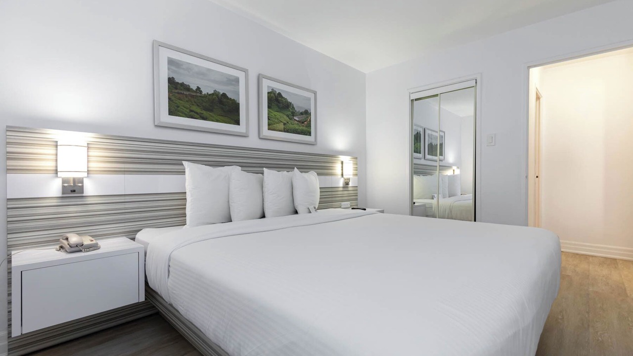 Photo of Bedroom in Bloor-Yorkville
