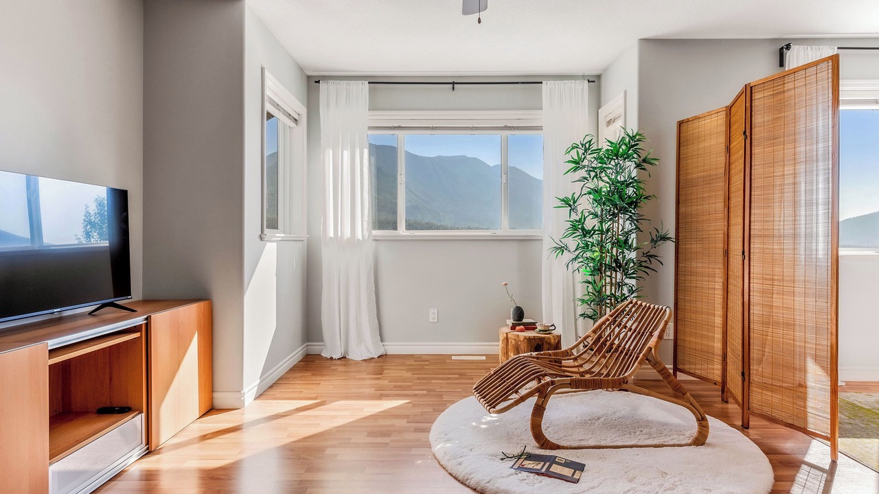 Photo of Livingroom in Promontory