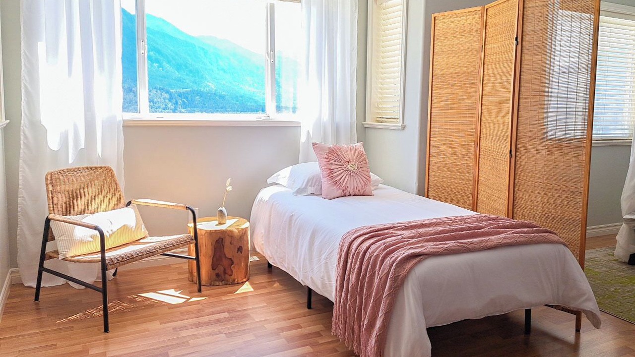 Photo of Bedroom in Promontory