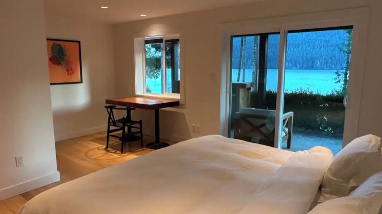 Photo of Bedroom in Youbou