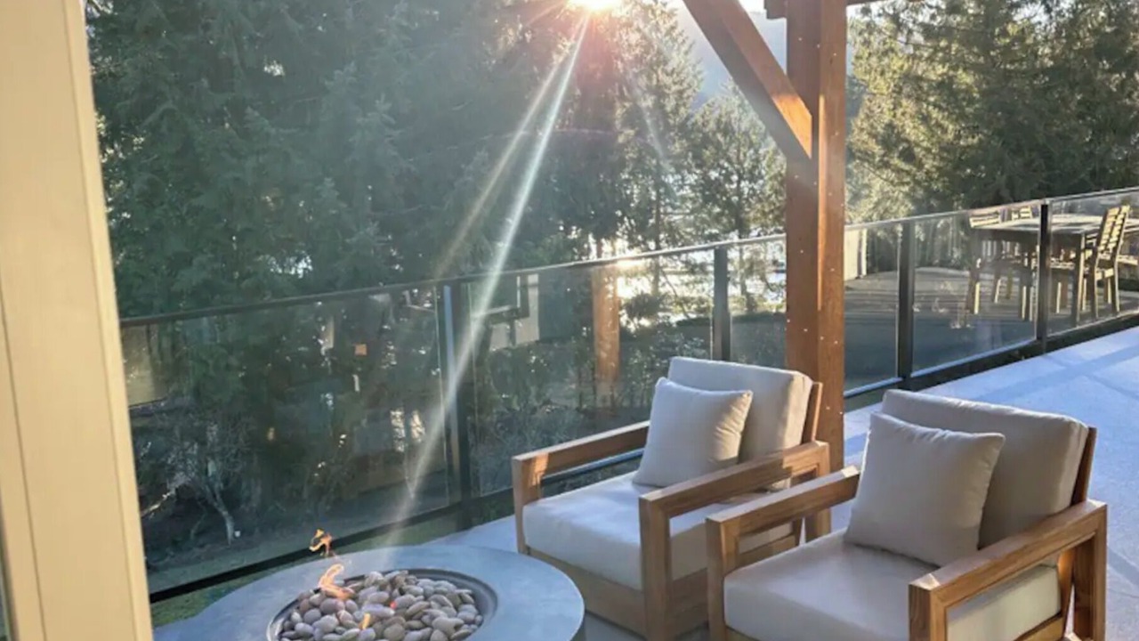 Photo of Patio Balcony in Youbou
