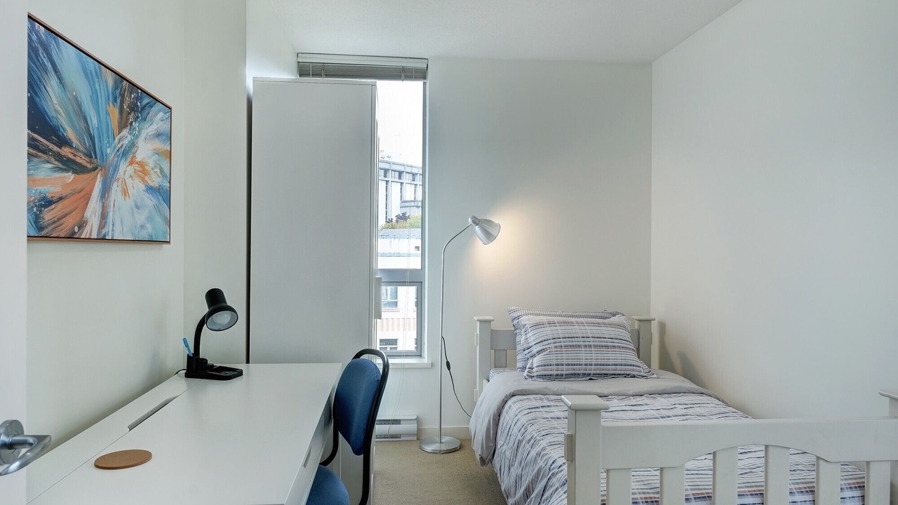 Photo of Bedroom in Downtown Victoria