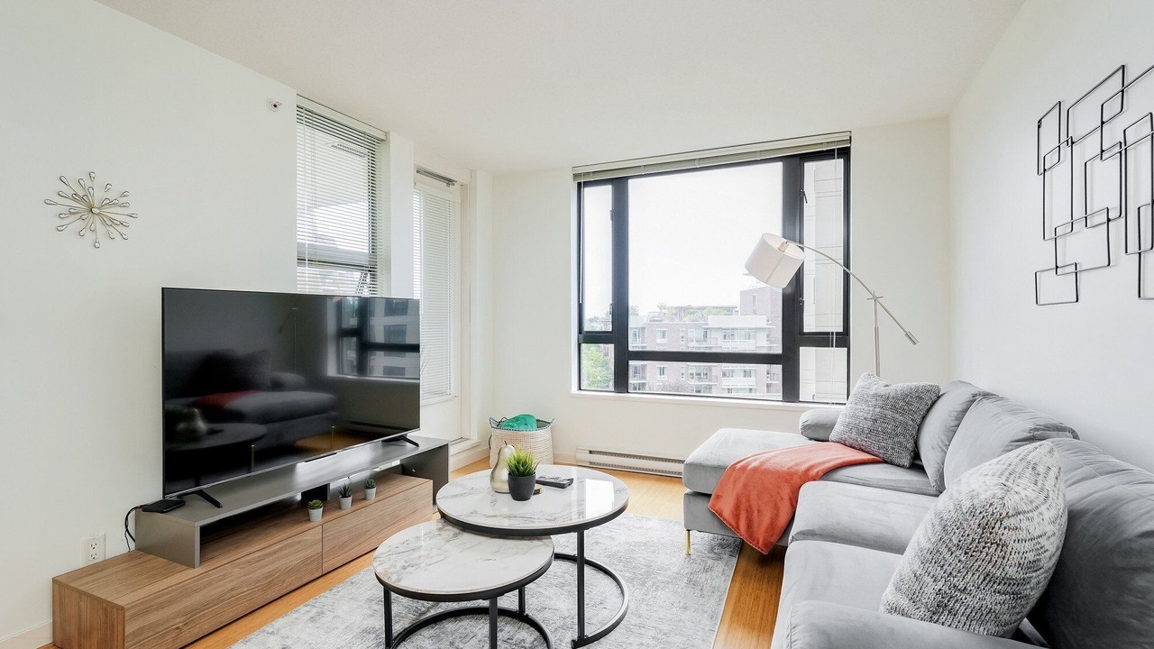 Photo of Livingroom in Downtown Victoria