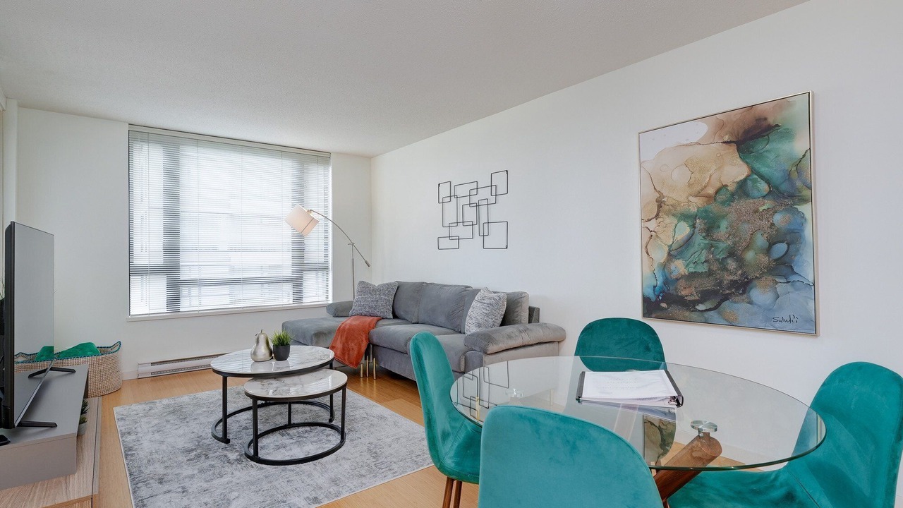 Photo of Livingroom in Downtown Victoria