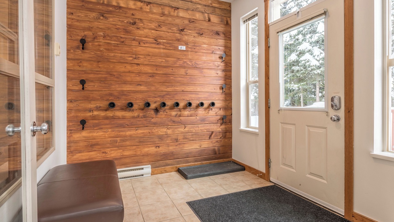 Photo of Bedroom in Silver Star Mountain