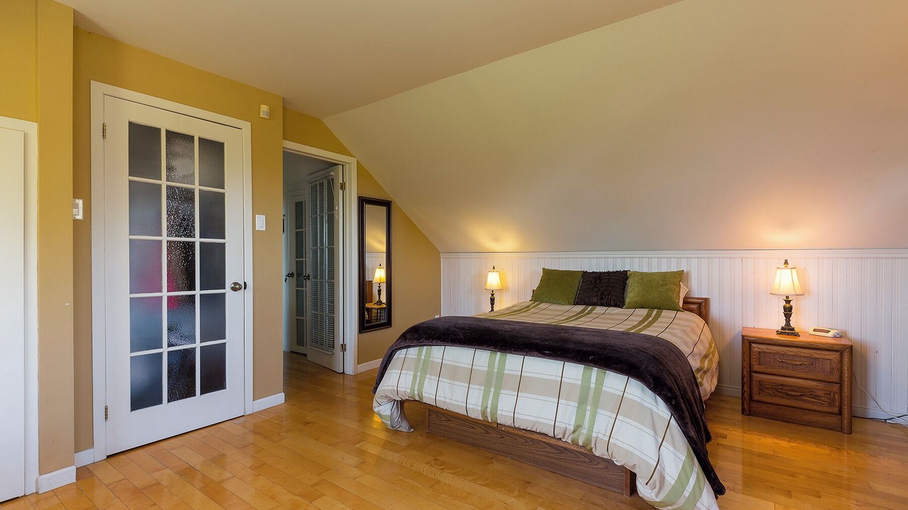 Photo of Bedroom in Baie-St-Paul