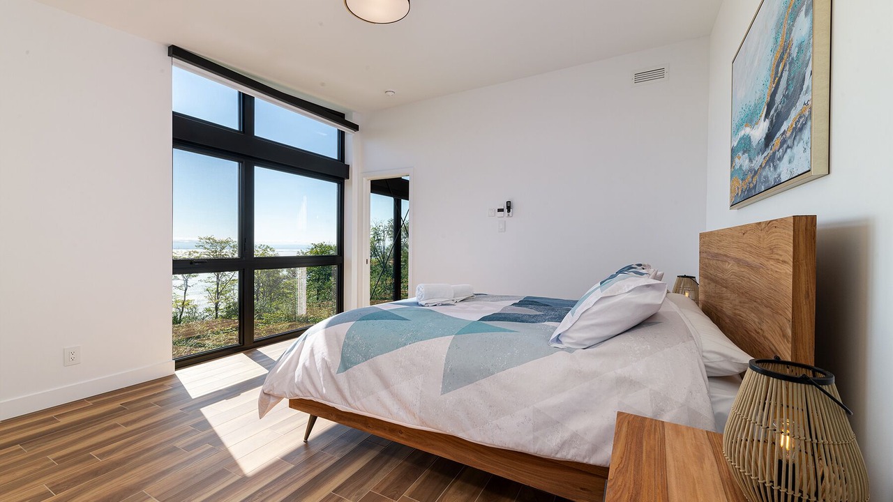 Photo of Bedroom in Petite-Riviere-Saint-Francois