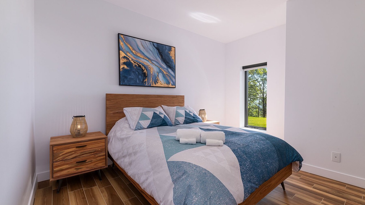 Photo of Bedroom in Petite-Riviere-Saint-Francois