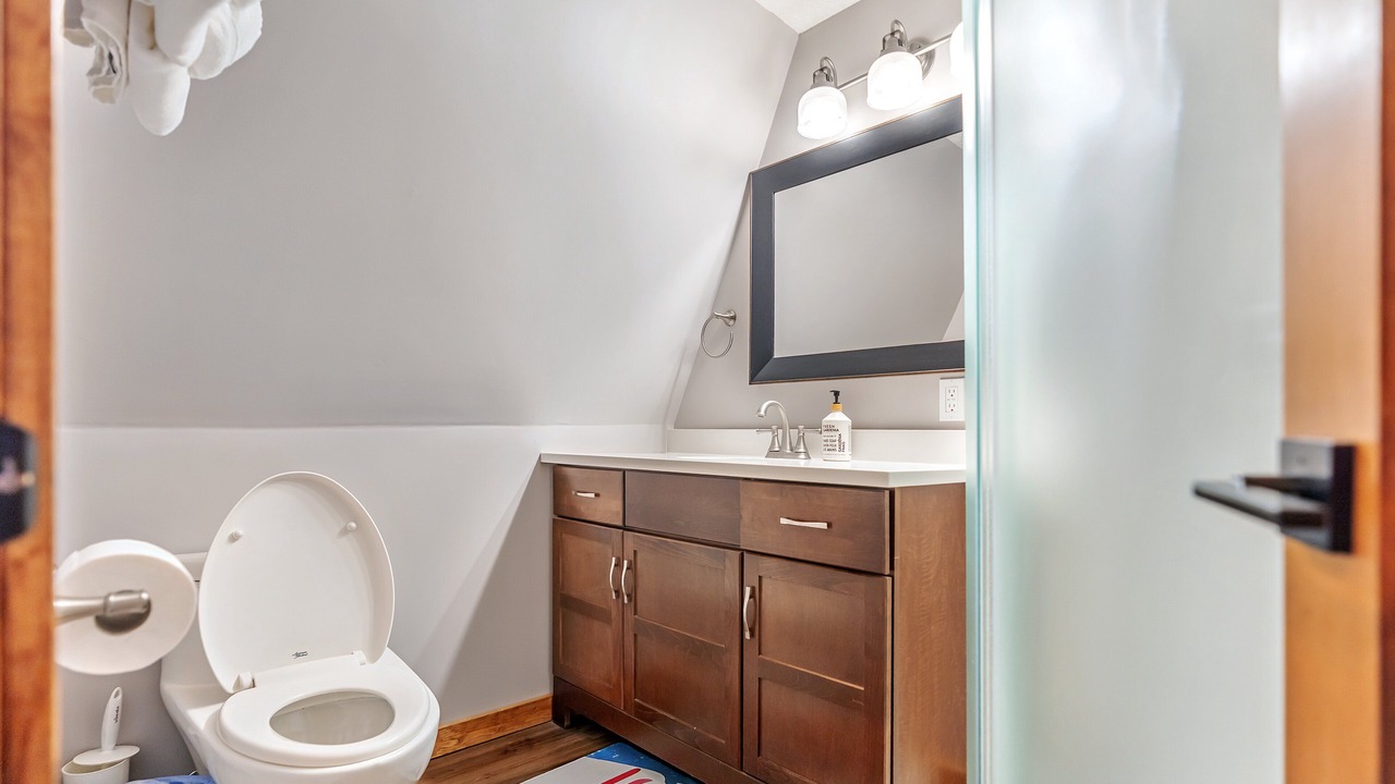Photo of Bathroom in Silver Star Mountain
