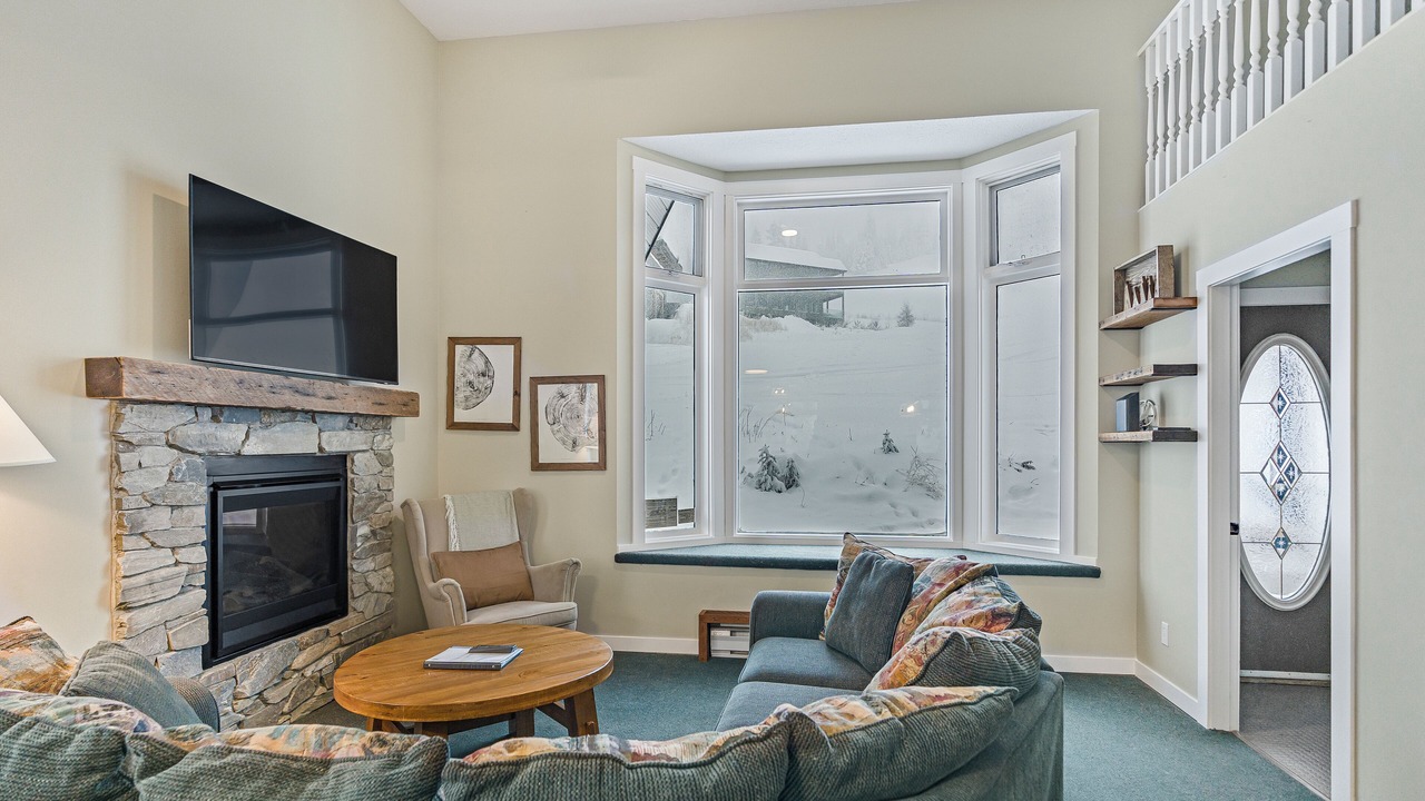 Photo of Livingroom in Silver Star Mountain