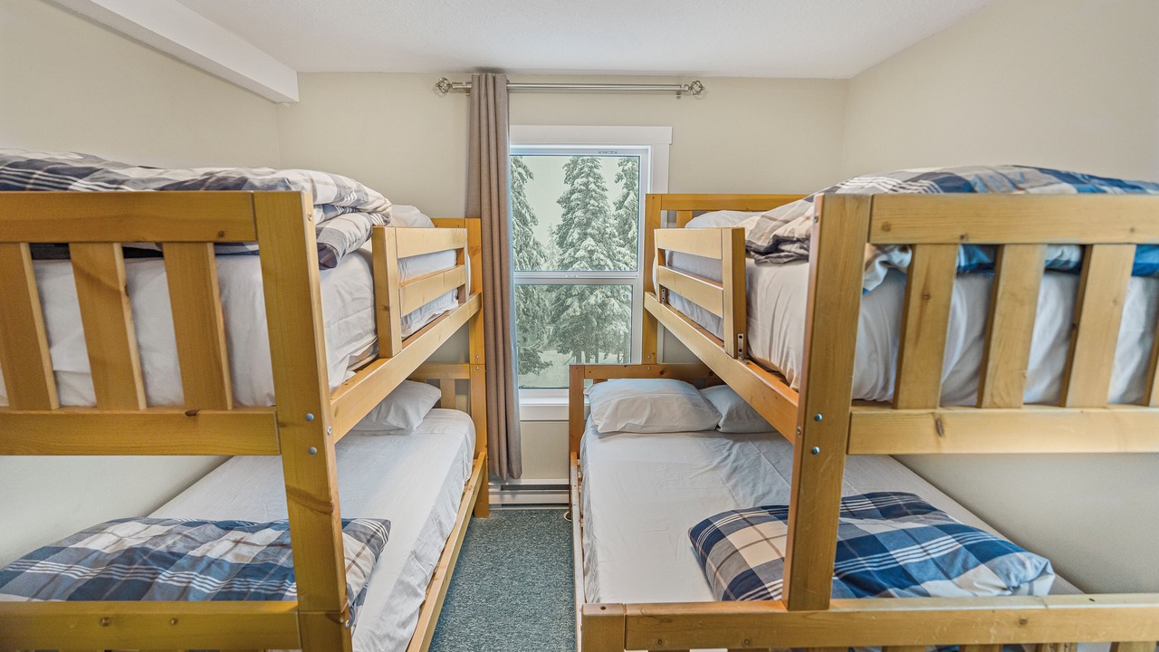 Photo of Bedroom in Silver Star Mountain