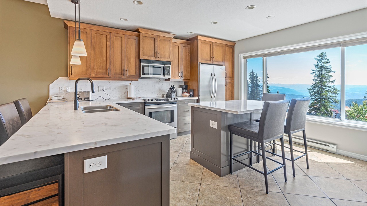 Photo of Kitchen in Silver Star Mountain
