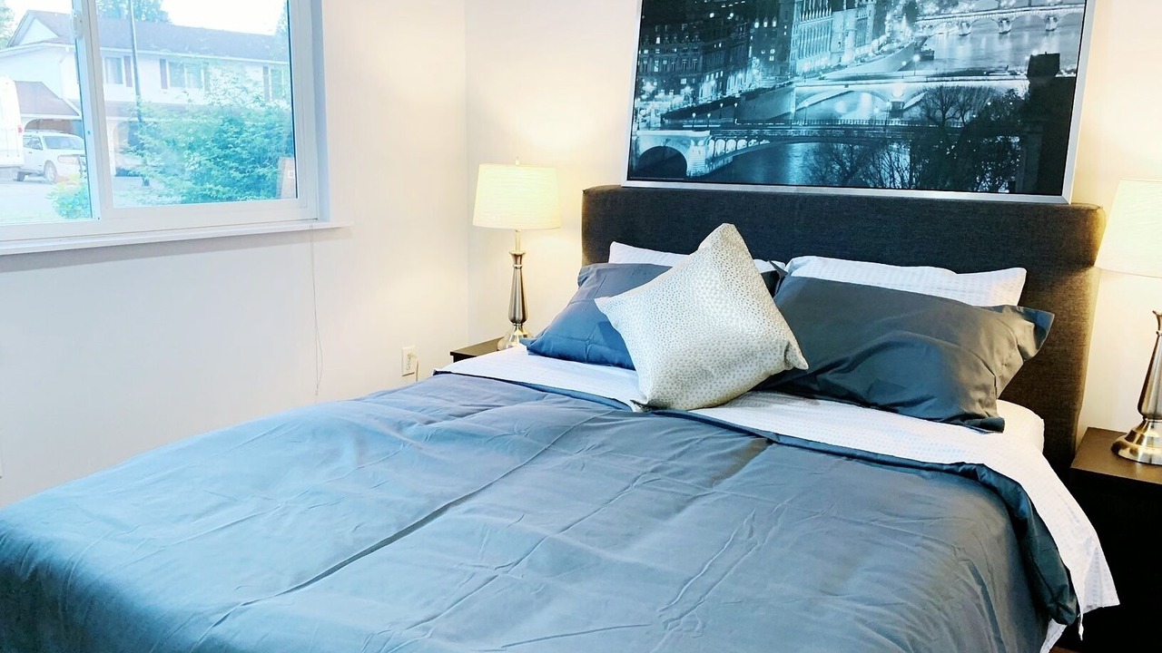 Photo of Bedroom in Maple Ridge